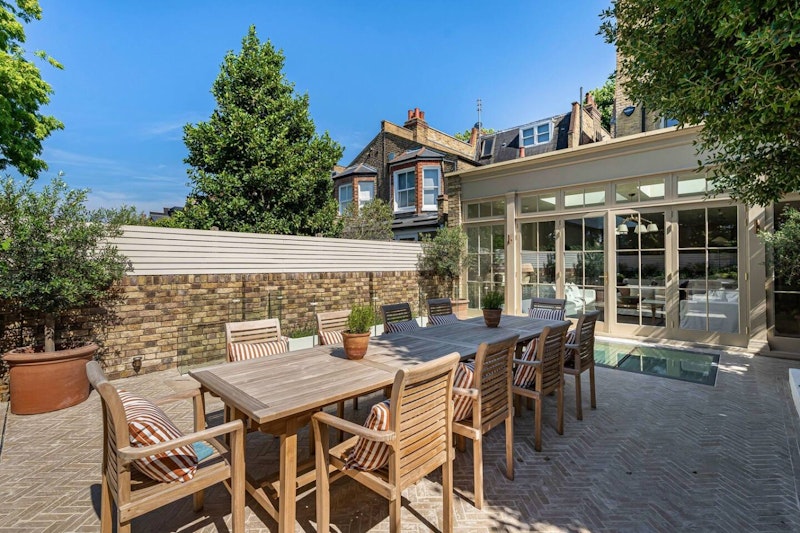 Rooftops of Fulham additional image