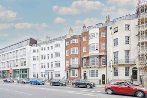 The Brighton Bell image 5