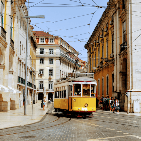 Explore Lisbon from the tranquil neighbourhood of Saldanha