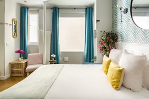 The Paris Place image 5