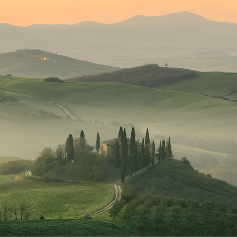 Stay in the heart of the glorious Tuscan countryside 