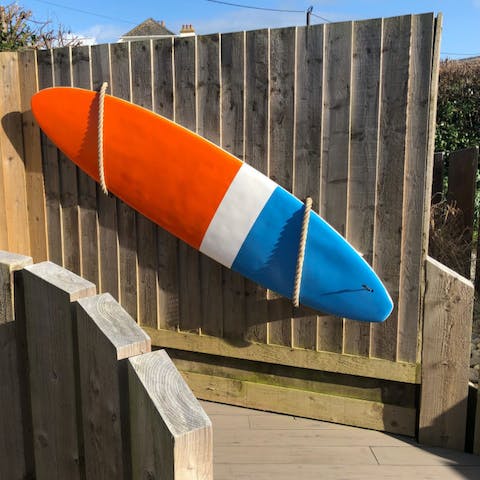 Keep your surfboard safe with the dedicated racks at the home