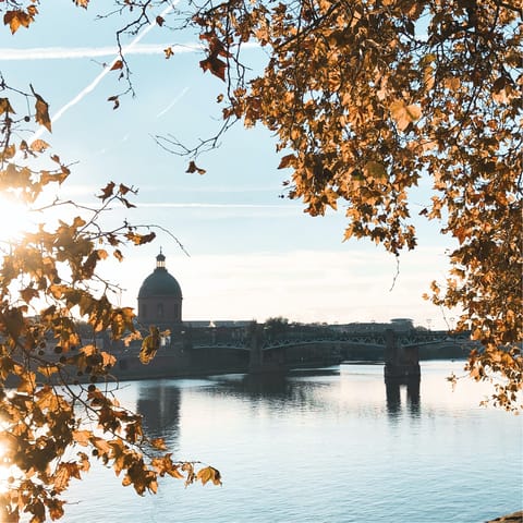 Take a sunset stroll along the Garonne River – just a short walk away