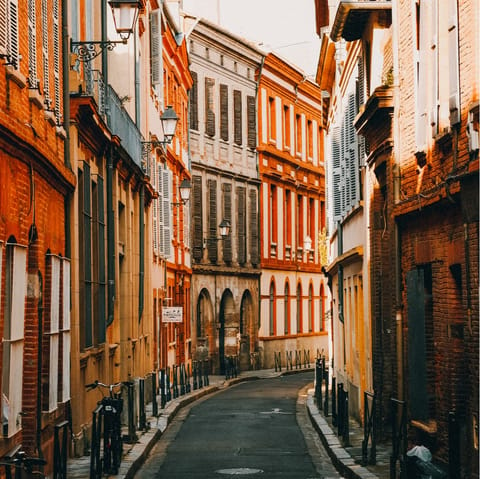 Wander the historic central streets from this home in the heart of Toulouse