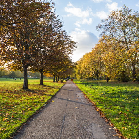 Take evening walks through verdant Hyde Park, just a six minutes' walk from home