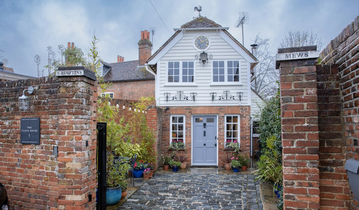Tempus Fugit, South East