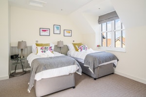 Georgian Luxury image 7