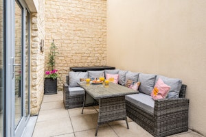 Georgian Luxury image 2