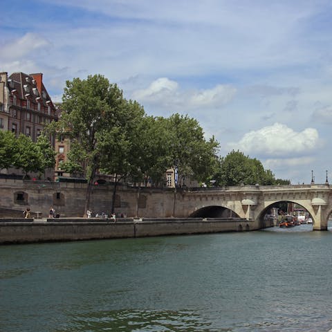 Go for a stroll along the nearby River Seine