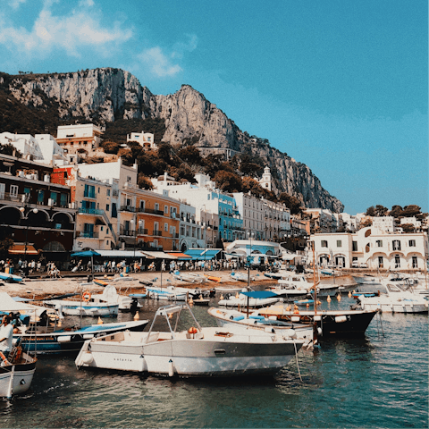 Explore the island of Capri from your base in Anacapri