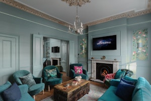 Life in Pimlico image 15