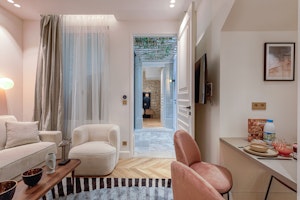 Playwright's Quarters image 14