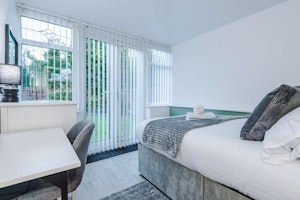 Didsbury House image 2