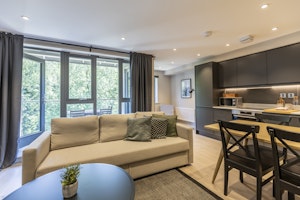 Riverside Retreat image 3