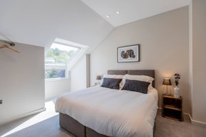 Riverside Retreat image 2