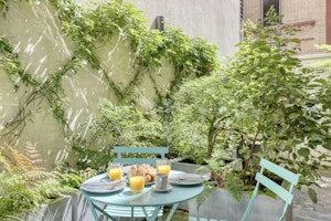 A Courtyard in Montmartre image 10