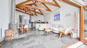 Porthcothan Cottage image 1