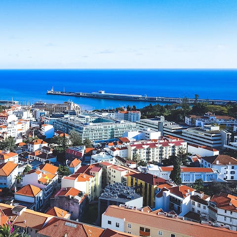 Stay close to Funchal's bustling centre, just 500 metres from the romantic Lido Promenade