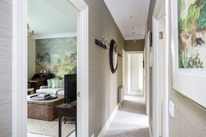 West End Chic image 10
