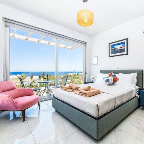 Wake up each morning to sea views in the comfortable bedrooms