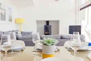 Duckdown Lodge image 12