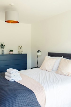 Duckdown Lodge image 3