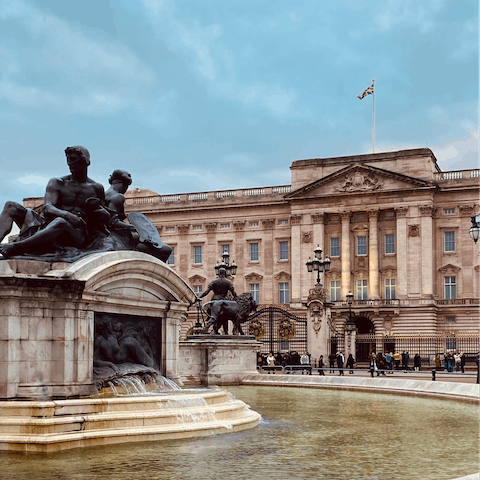 Visit Buckingham Palace, just over a ten-minute stroll from this home