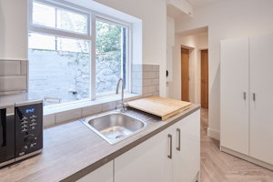 Cosy Caernarfon image 11