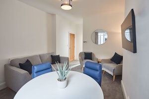 Cosy Caernarfon image 6