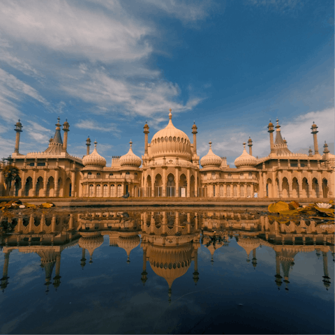 Stay a little under a mile from Brighton's iconic sites including the fabulous Royal Pavilion