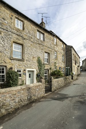 Idyllic Abode image 10