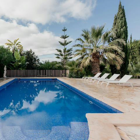 Relax and unwind in the tranquillity of your garden and pool area 