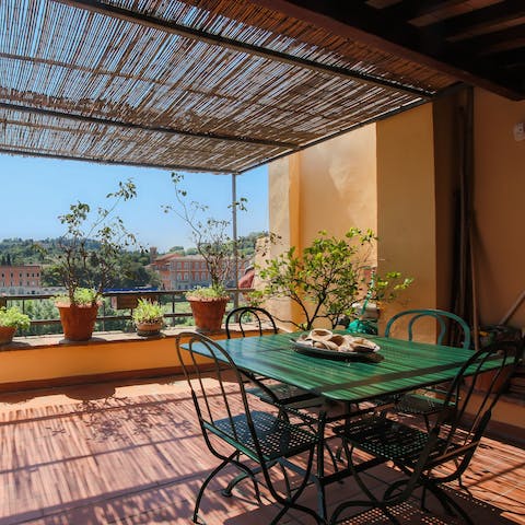 Enjoy Tuscan Crostini with paté alfresco on the shaded balcony