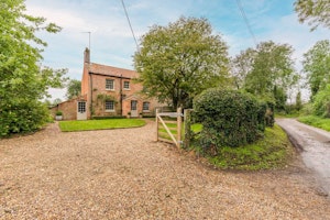 Larks Rise image 12
