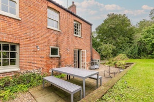 Larks Rise image 3