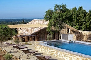 The Hilltop Vineyard image 1