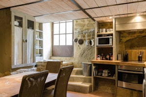 The Hilltop Vineyard image 14