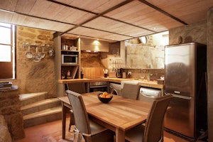 The Hilltop Vineyard image 12