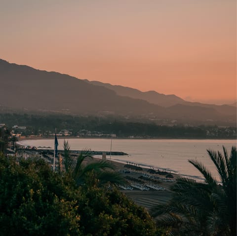 Stay on the Costa del Sol – 8 kilometres from the centre of Marbella