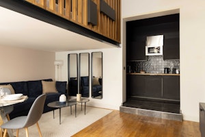 Mezzanine & the Arc image 1