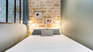 Parisian Mews image 12