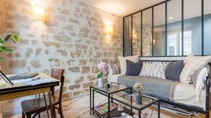 Parisian Mews image 7