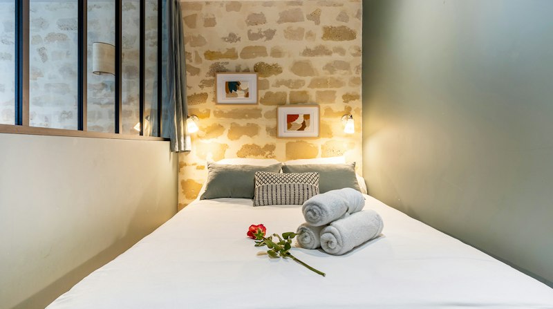 Parisian Mews additional image