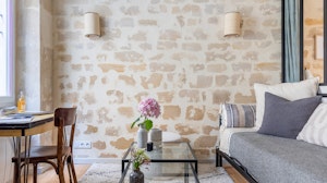 Parisian Mews image 2