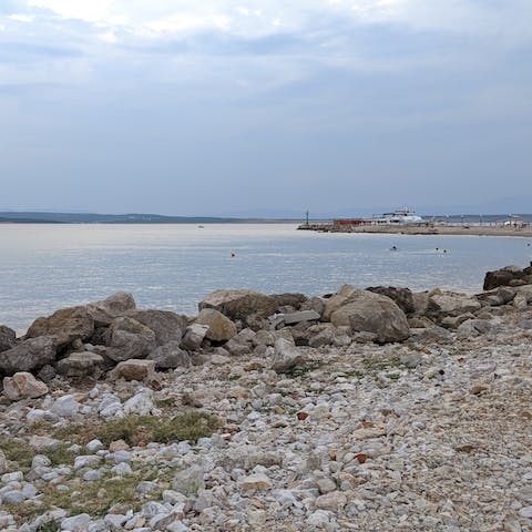 Discover  the town centre of Crikvenica – only six minutes away by car or a twenty-minute walk away