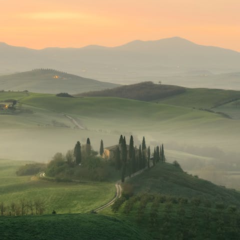 Explore the stunning landscapes, towns and villages of Tuscany