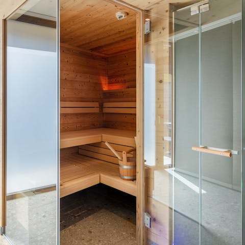 Relax and unwind in the luxurious sauna 