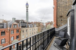 Fitzrovia Chic image 7