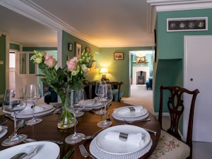 Teal & Beam image 14