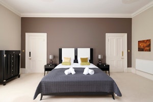 Whisky & Velvet image 3